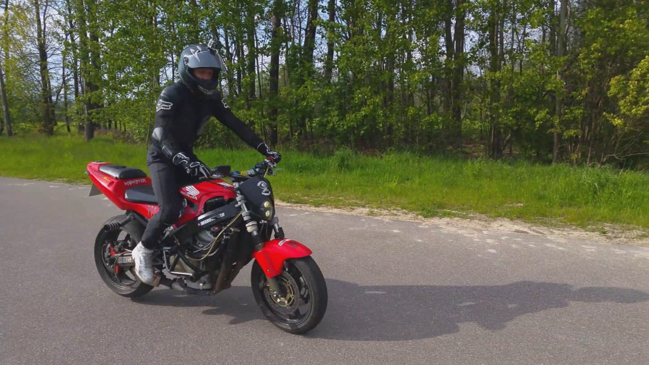 Zi&oacute;łek Stunt- początki 2017