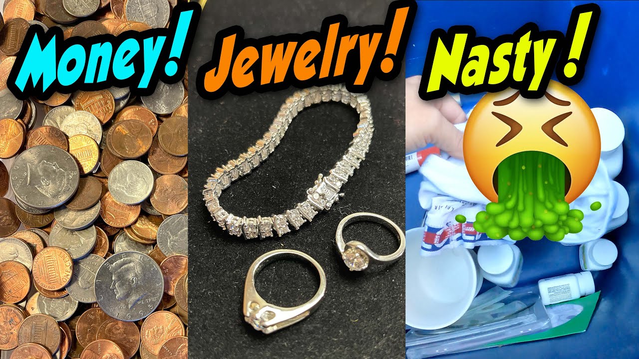 Found MONEY, JEWELRY and a NASTY surprise in this locker I bought at the online storage auction!