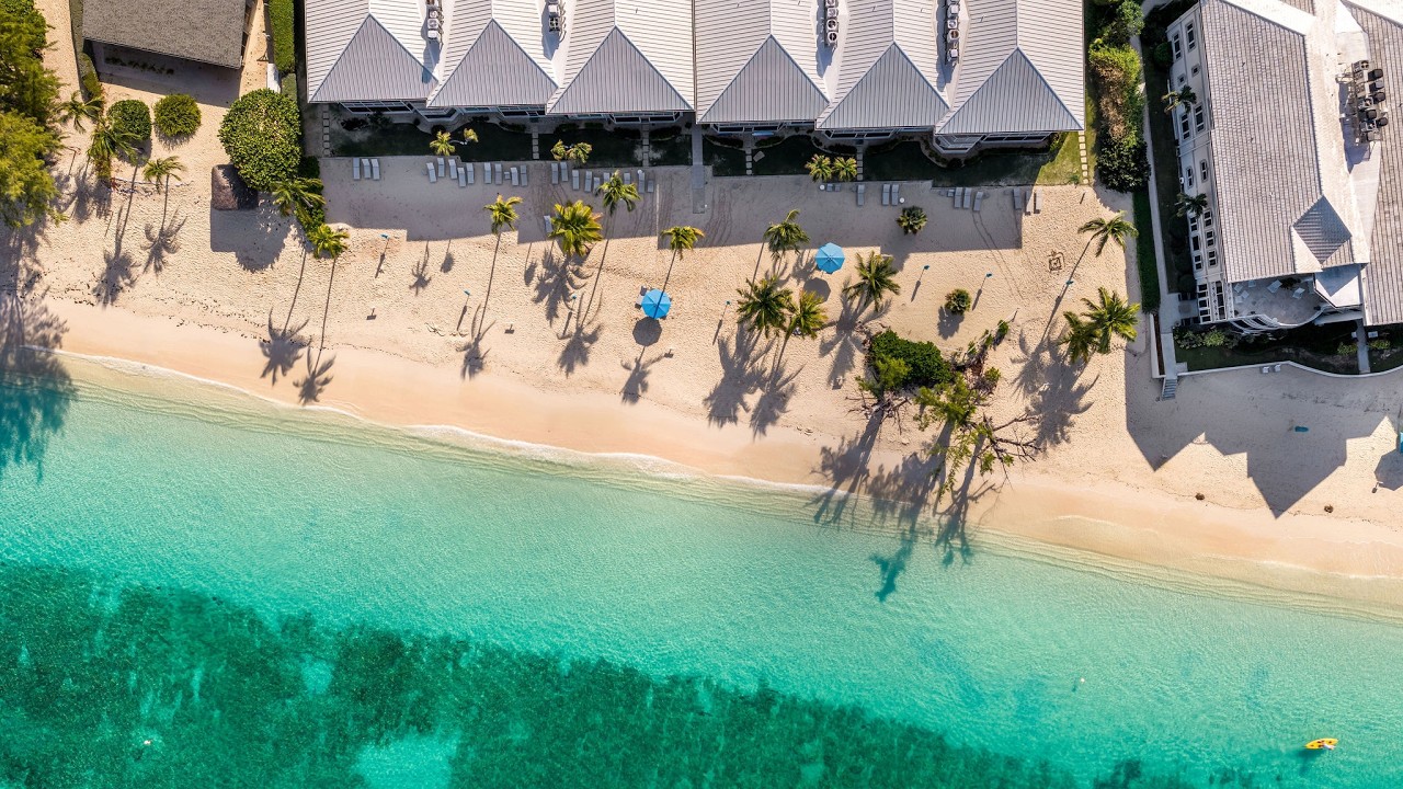 BEACHFRONT BLISS AT CAYMAN CLUB | SEVEN MILE BEACH