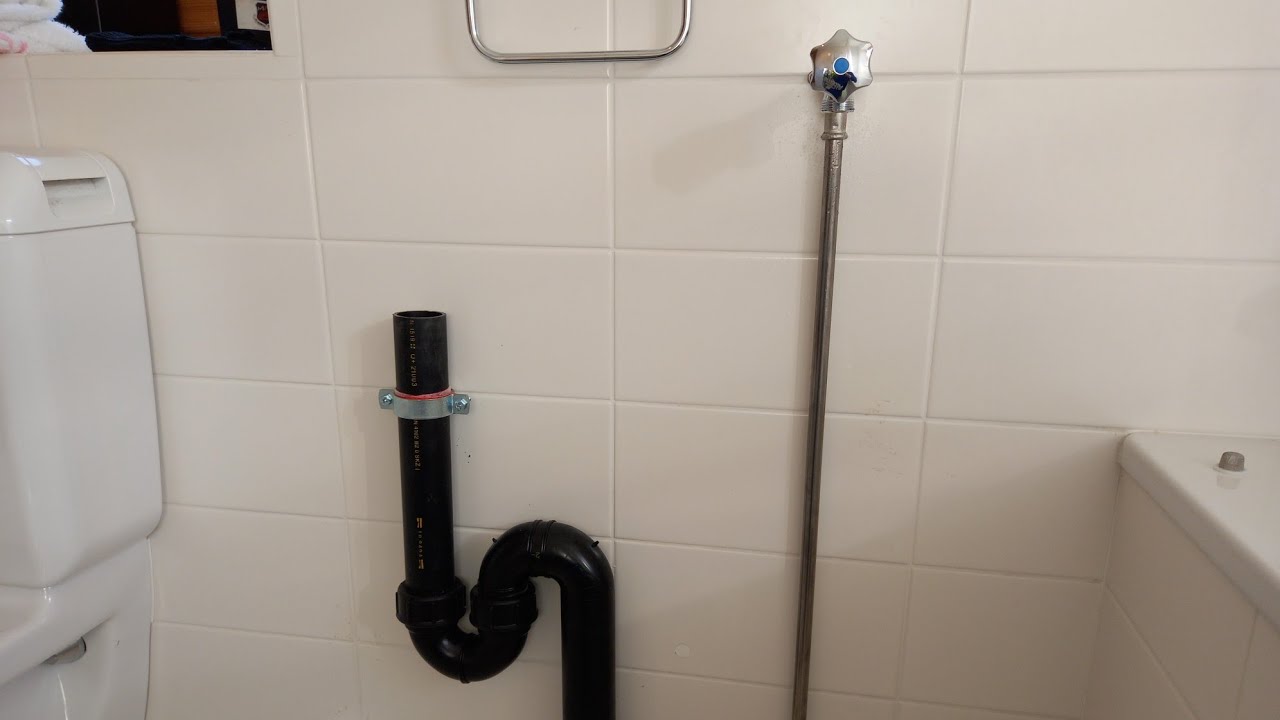 Come fare attacco acqua e scarico per una lavatrice?