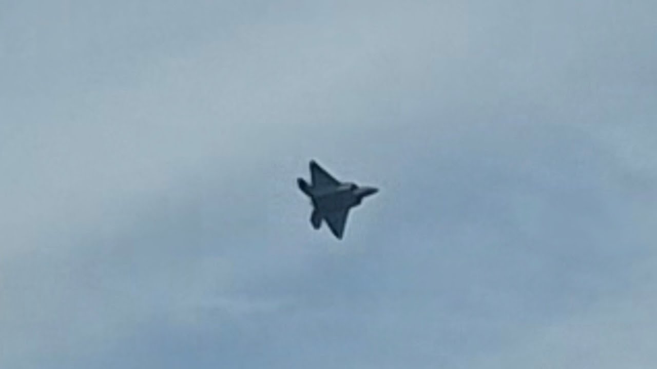  F-22 Raptor Demonstration 