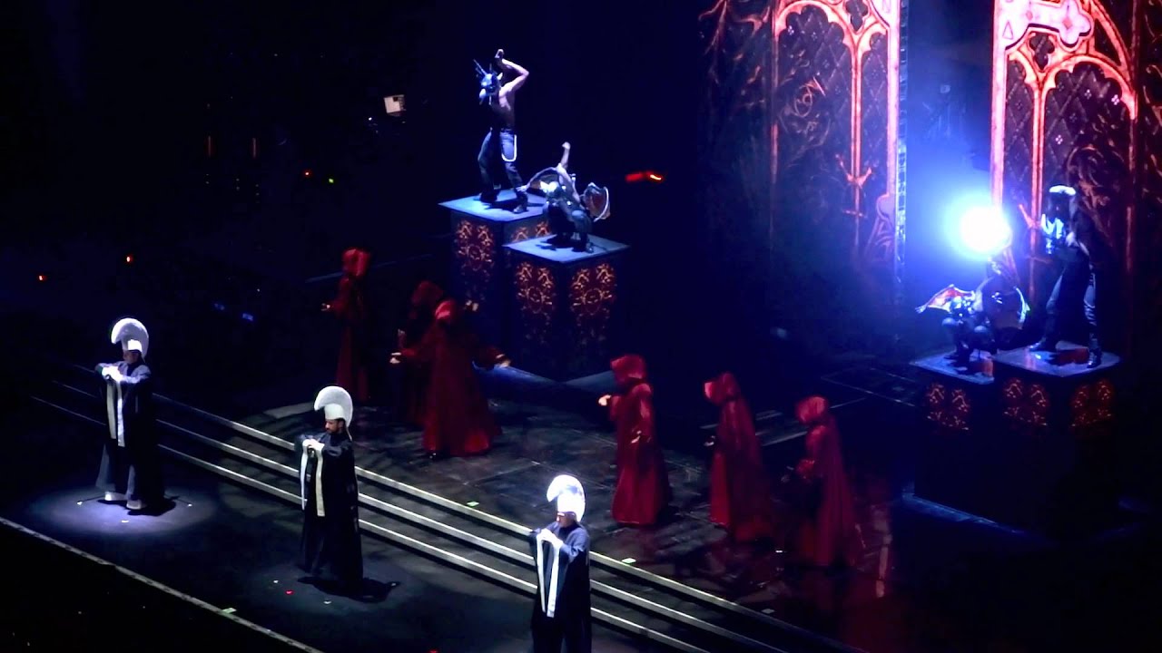 Madonna - Act of Contrition/Girl Gone Wild (Ziggo Dome, Amsterdam) MDNA World Tour