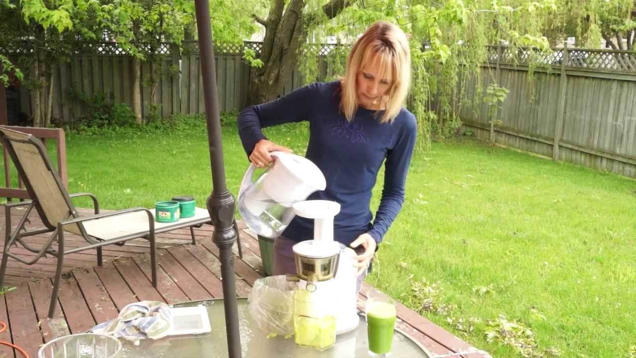10 Best Vegetables for Juicing and Top 5  Fruits for Juicing