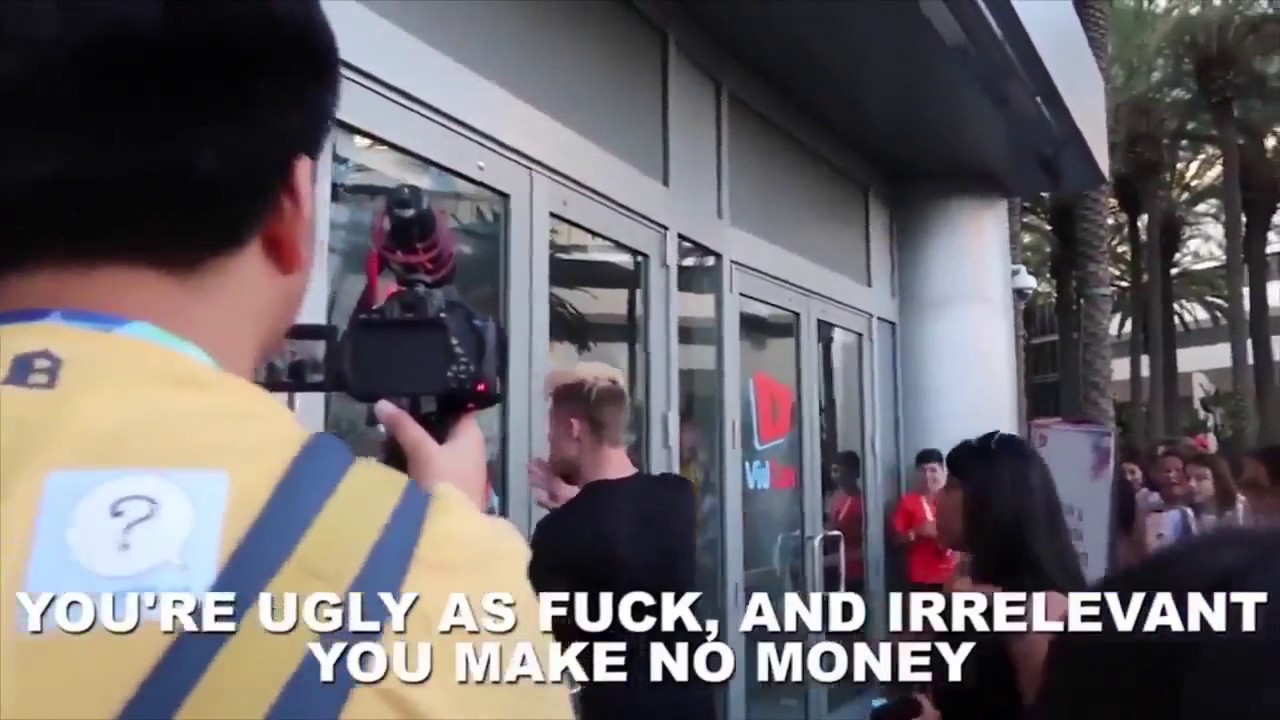 Christian Burns vs vidcon security guy FIGHT TO THE DEATH GONE RIGHT IN DA HOOD