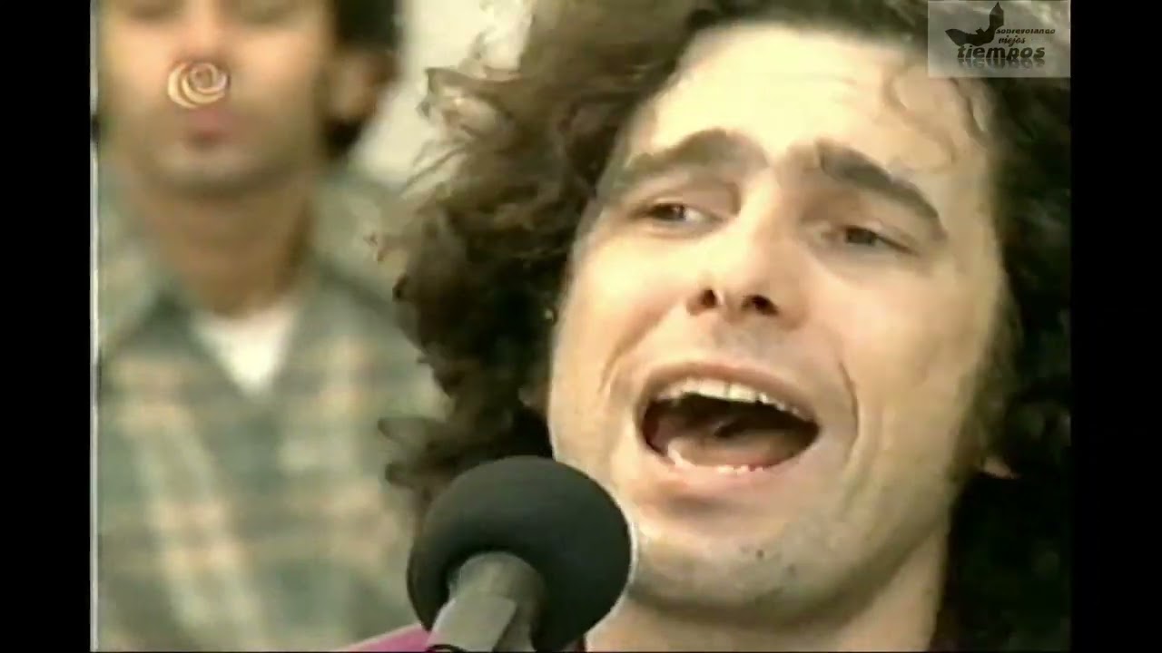 ANDRES CALAMARO 