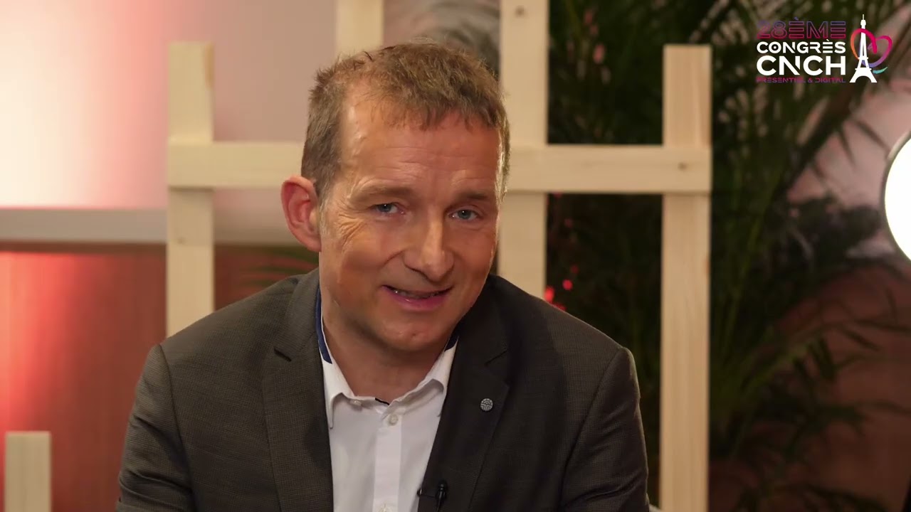 SCA en phase aigue : Traiter tôt et fort le cholestérol - ITW Cyrille BERGEROT