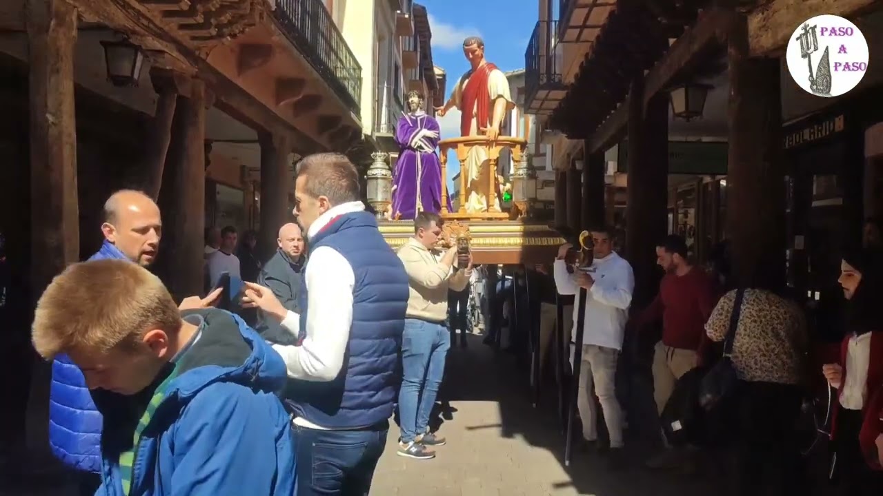 Traslado de los pasos de Semana Santa a su museo en la Ciudad de los Almirantes (Medina de Rioseco)