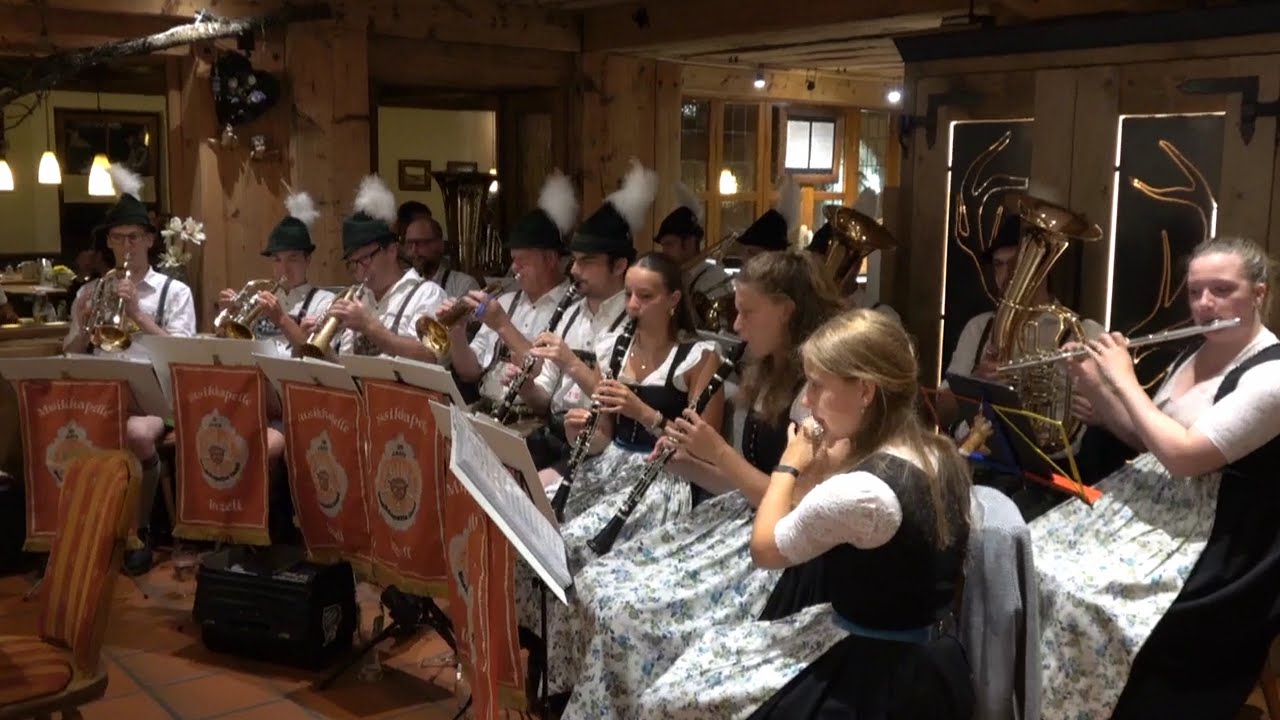 Ellwangen - Polka : Blasmusikabend mit der Musikkapelle Inzell im Aktivhotel & Gasthof Schmelz