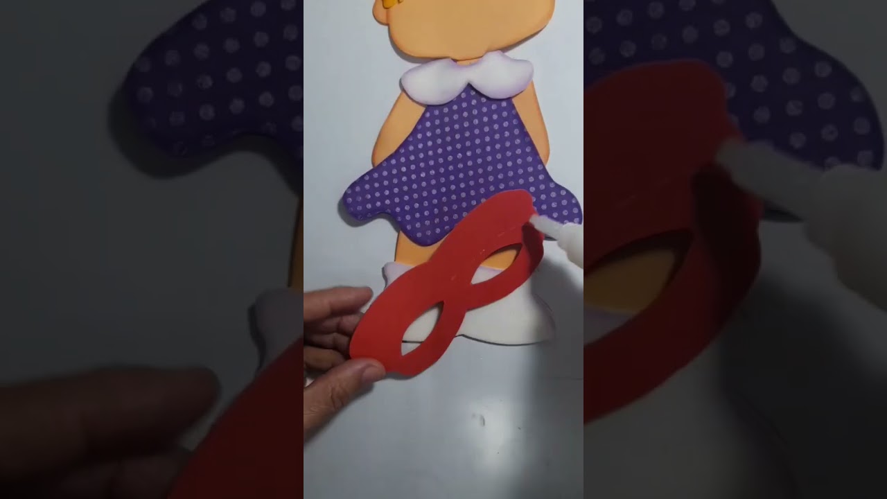 Fazendo aplique de e.v.a menina com lapis #foryou #diy #artesanato