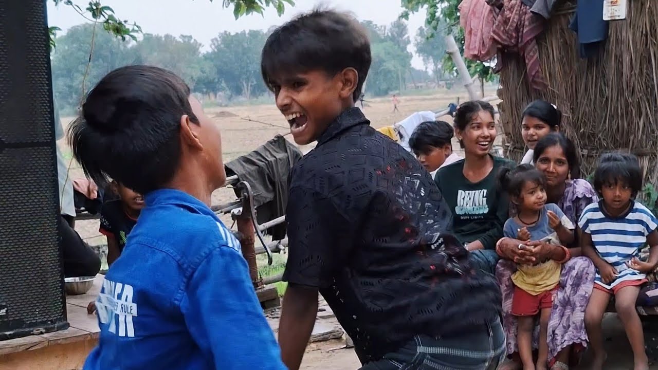 Pablic dance video @vishal_nigam_dancer #trending #dance #reels #bhojpuri #song #viral #viralvideos