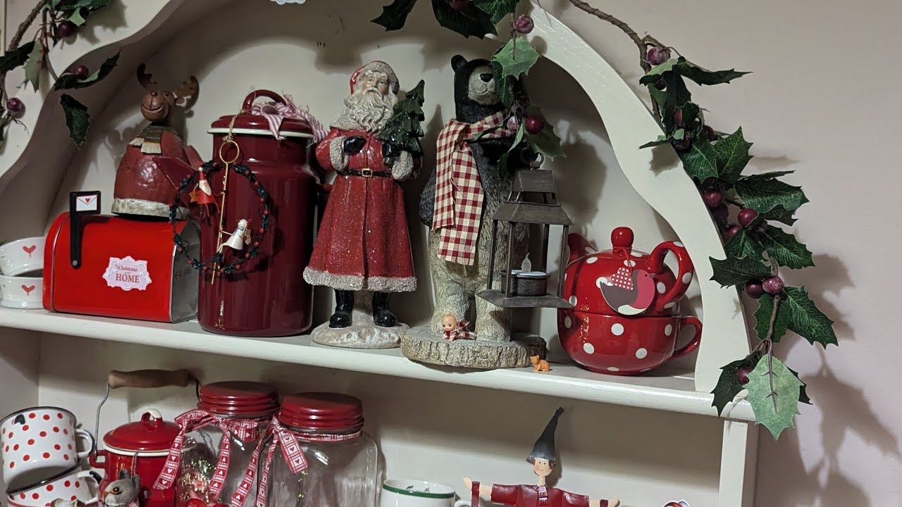 Vlogmas with Mrs D Day 8 - New advent yarn