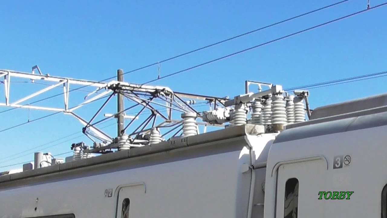 【リアル空気遮断機動作!!】 黒磯駅にスーパーひたち車 パン降下 直交 地上切り換え
