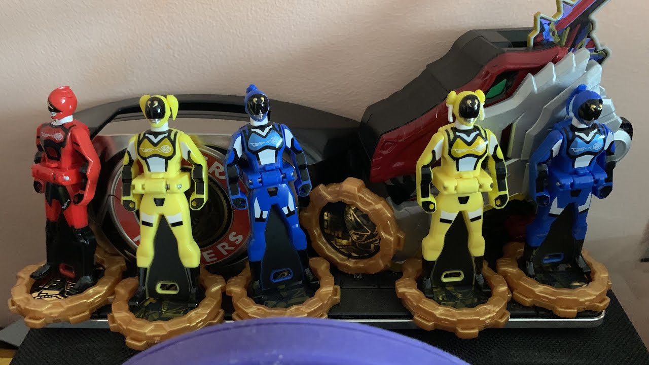Unofficial Sentai Akibaranger 10th Anniversary Ranger Key & Sentai Gear Set unboxing!