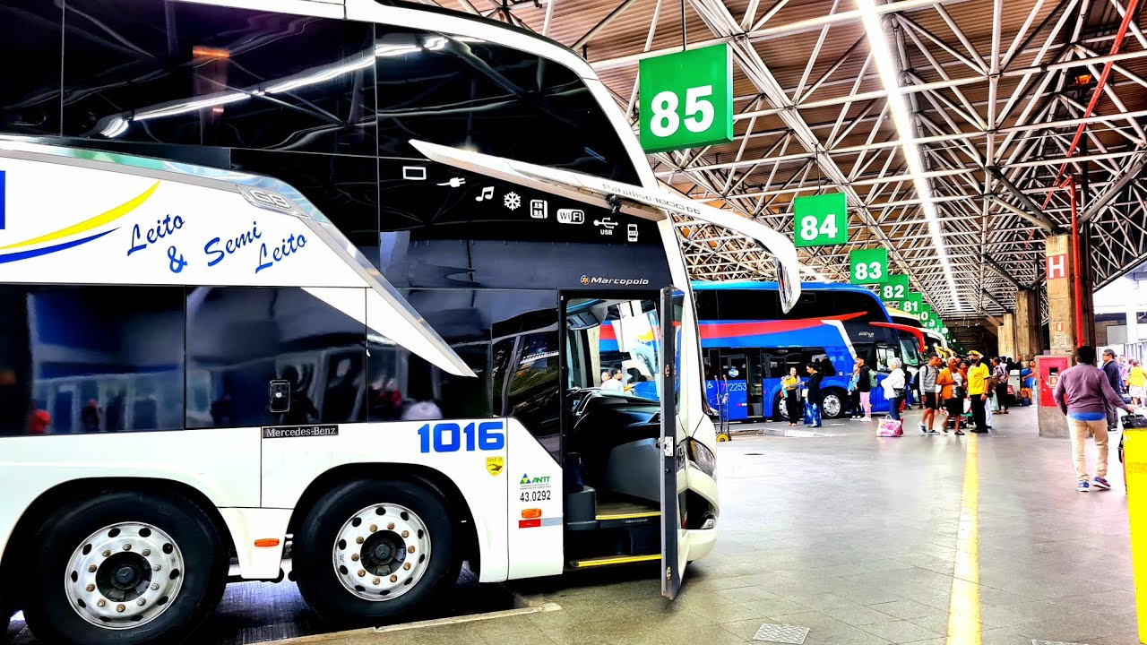 Ônibus Bonitos dominando o terminal Tietê SP
