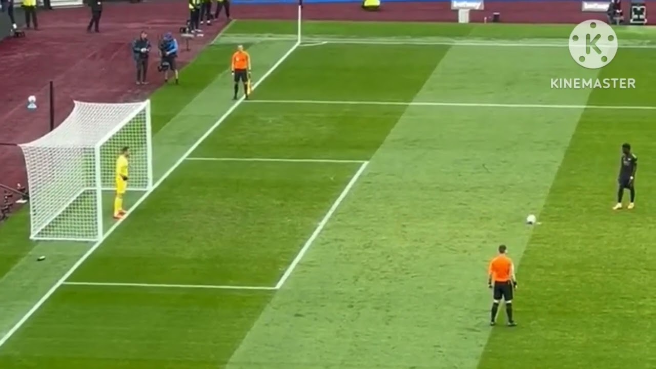 FOOTBALL #gamesshort #penalty