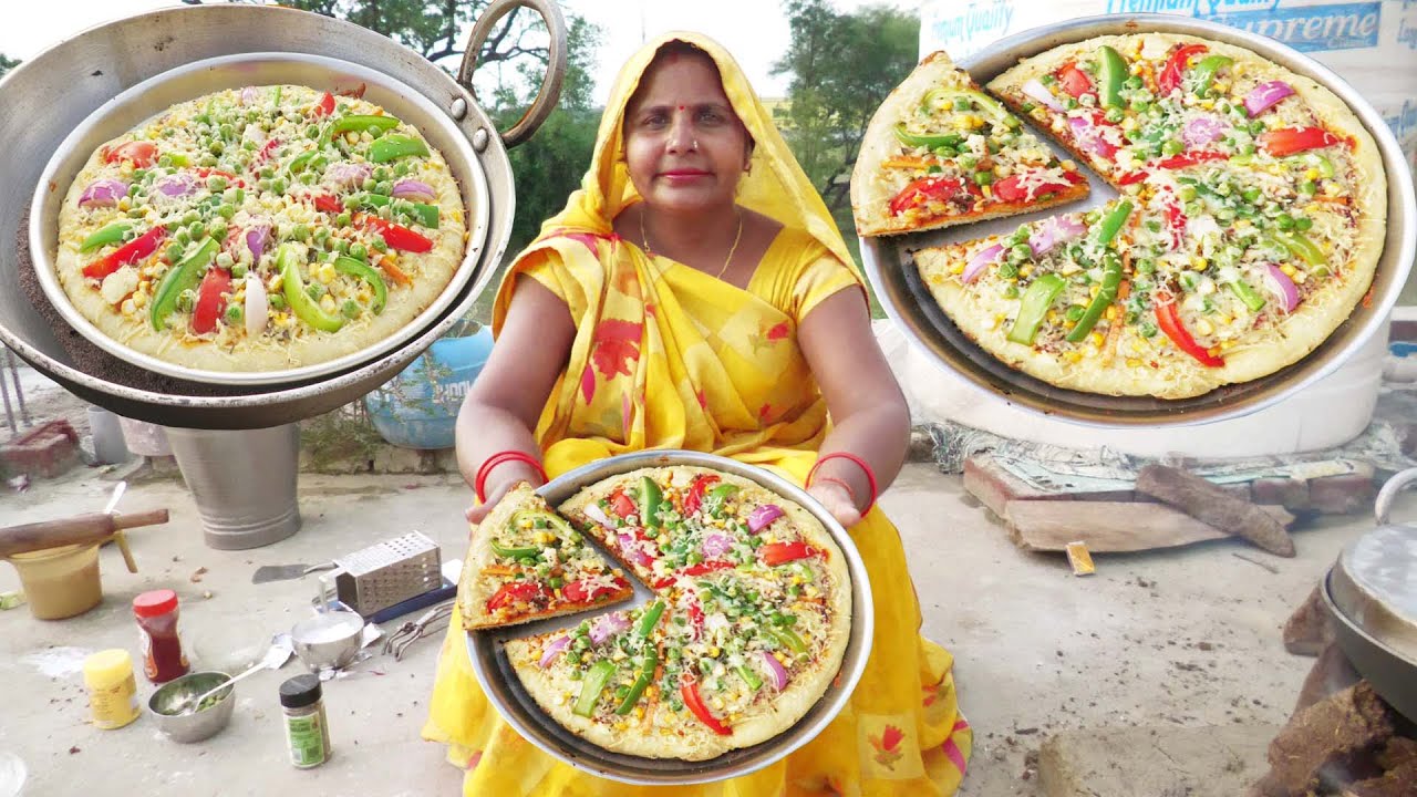 Pizza Recipe | कढ़ाई में बनाये बिना यीस्ट बिना ओवन देशी चूल्हे पर बाज़ार वाली पिज़्ज़ा| Pizza Recipe