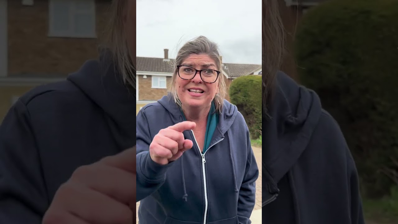 Karen complaining about speeding! 😂😂 #shorts #youtubeshorts #karen #uk #england #woman