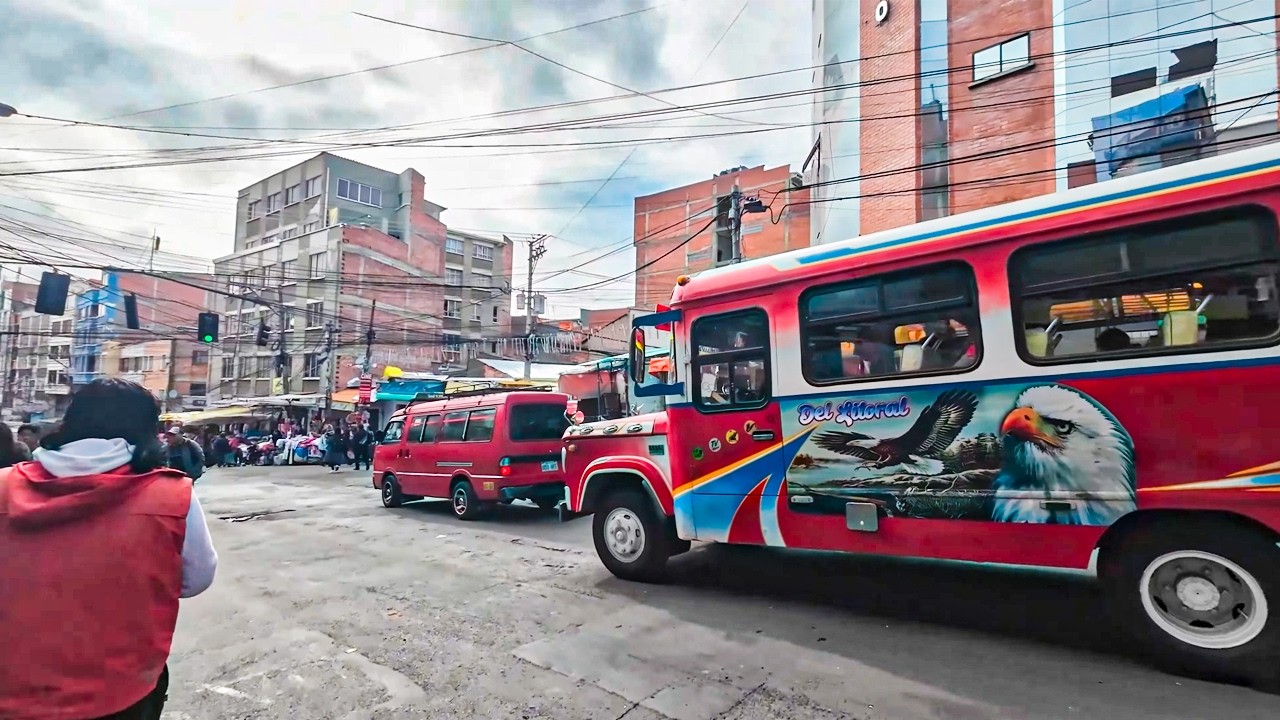 What Tourists DON'T DARE to See: La Paz at 7:00 AM 🇧🇴 | 4K POV