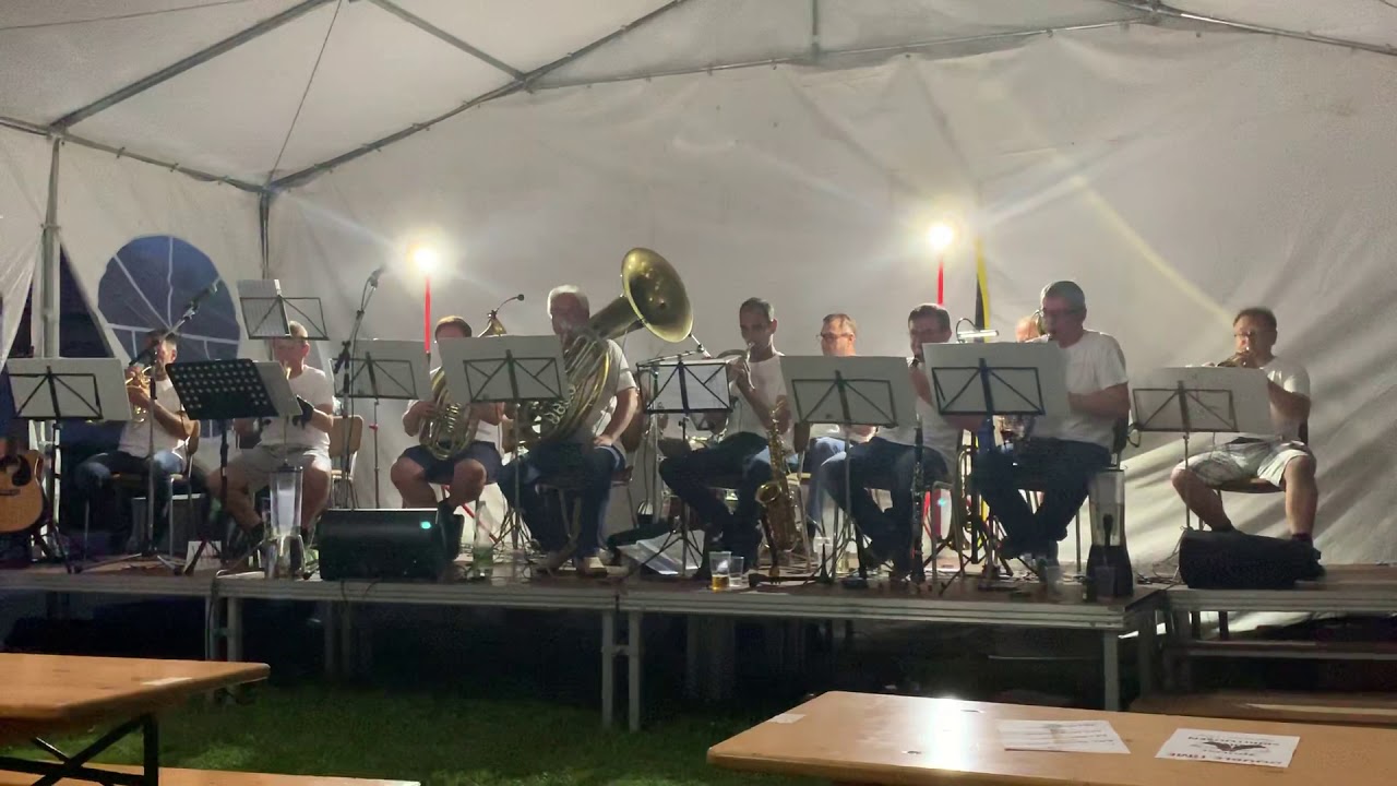 Bauernmusi Mischendorf - San heit Bauern do