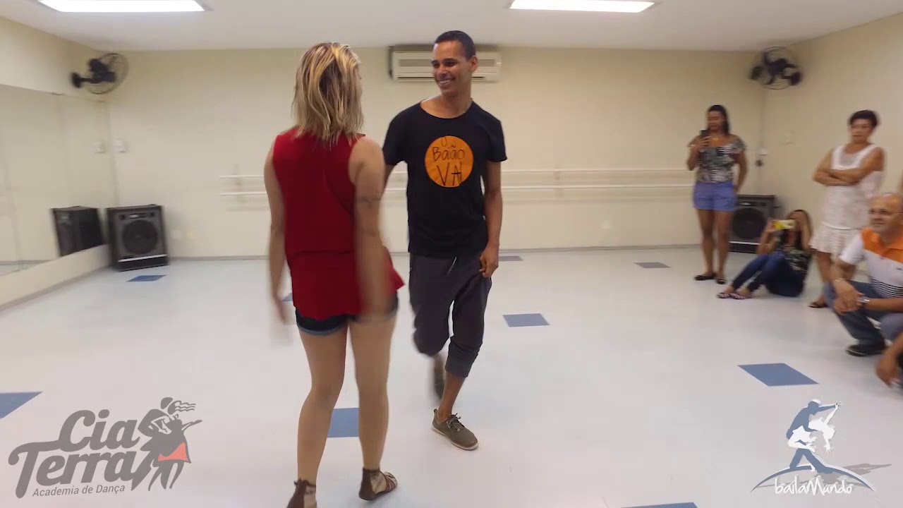 Baila Mundo​ - Fábio Reis e Jussara Andrade (Workshop de Conexão e Musicalidade)