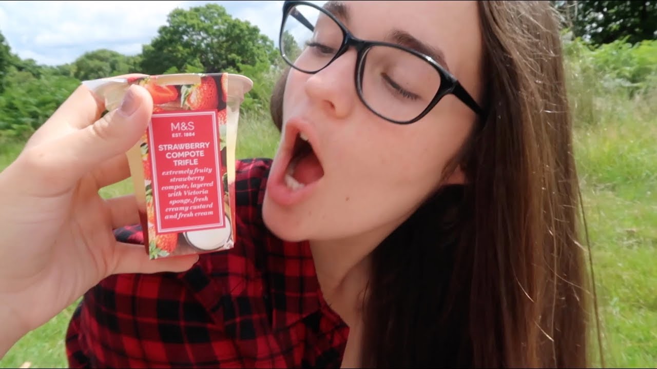 Elise's Eats Excursions - London M&S Vlog