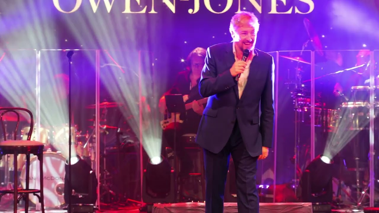 John Owen Jones  - Jane McDonald Cruise October 25