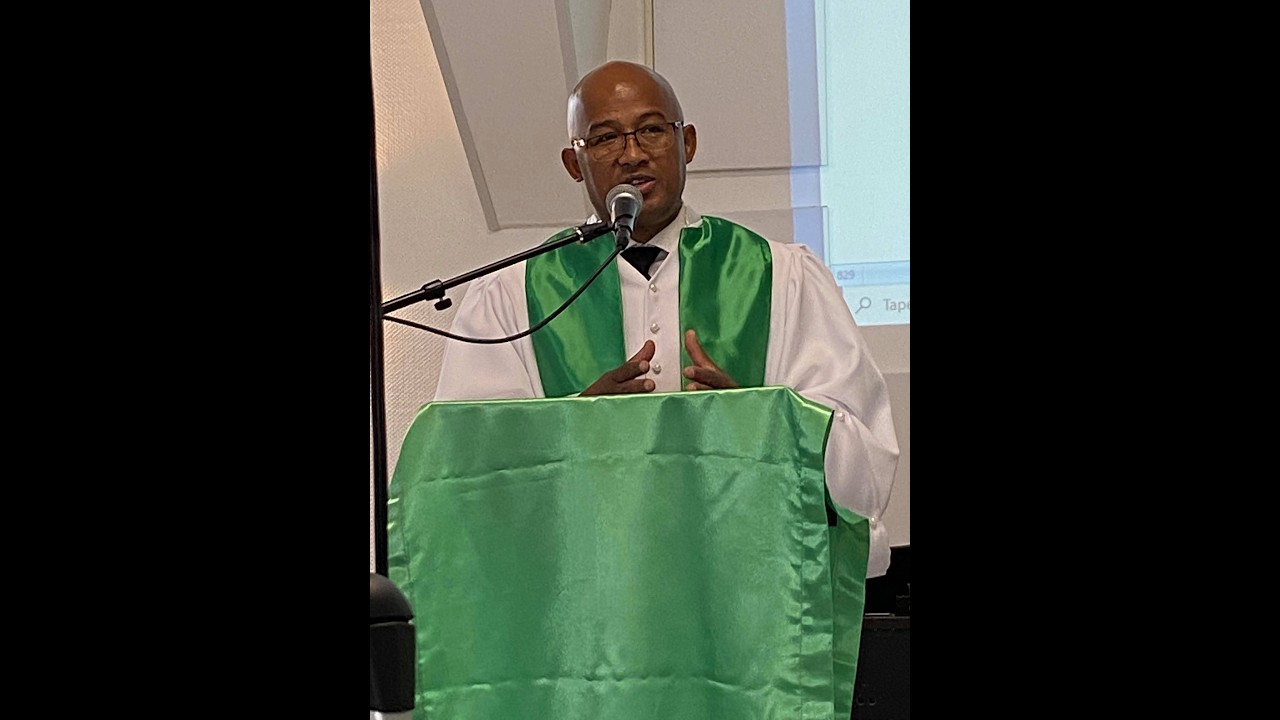 Une justice qui dépasse celle des pharisiens. Mat 5: 20.