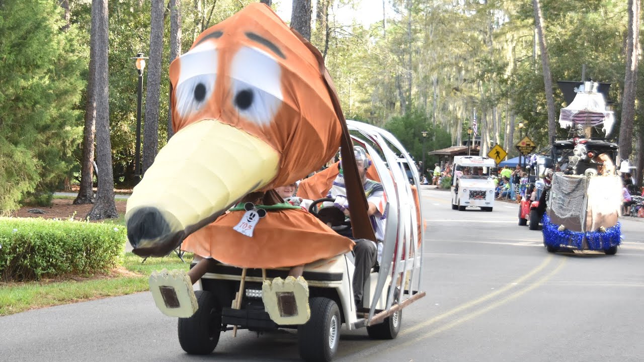 Disney's Fort Wilderness Halloween Golf Cart Parade 2019 w/ Slinky Dog, Toy Story Land, Star Wars +
