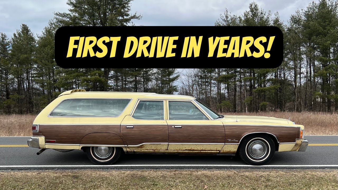 1977 Chrysler Town & Country | First Drive and Exterior Wash in YEARS! #1977 #chrysler #revival