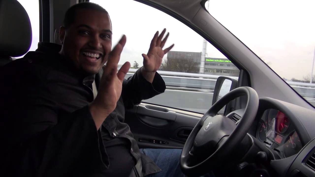 010nu - Eerste Surinaamse afhaal 'De Palmboom'  opent filiaal langs de A13