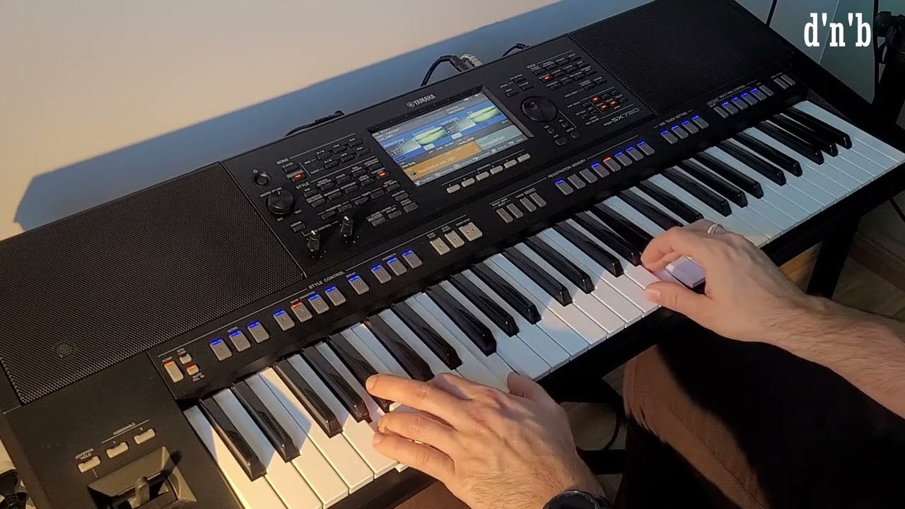 O Holy Night - Yamaha PSR SX720 cover