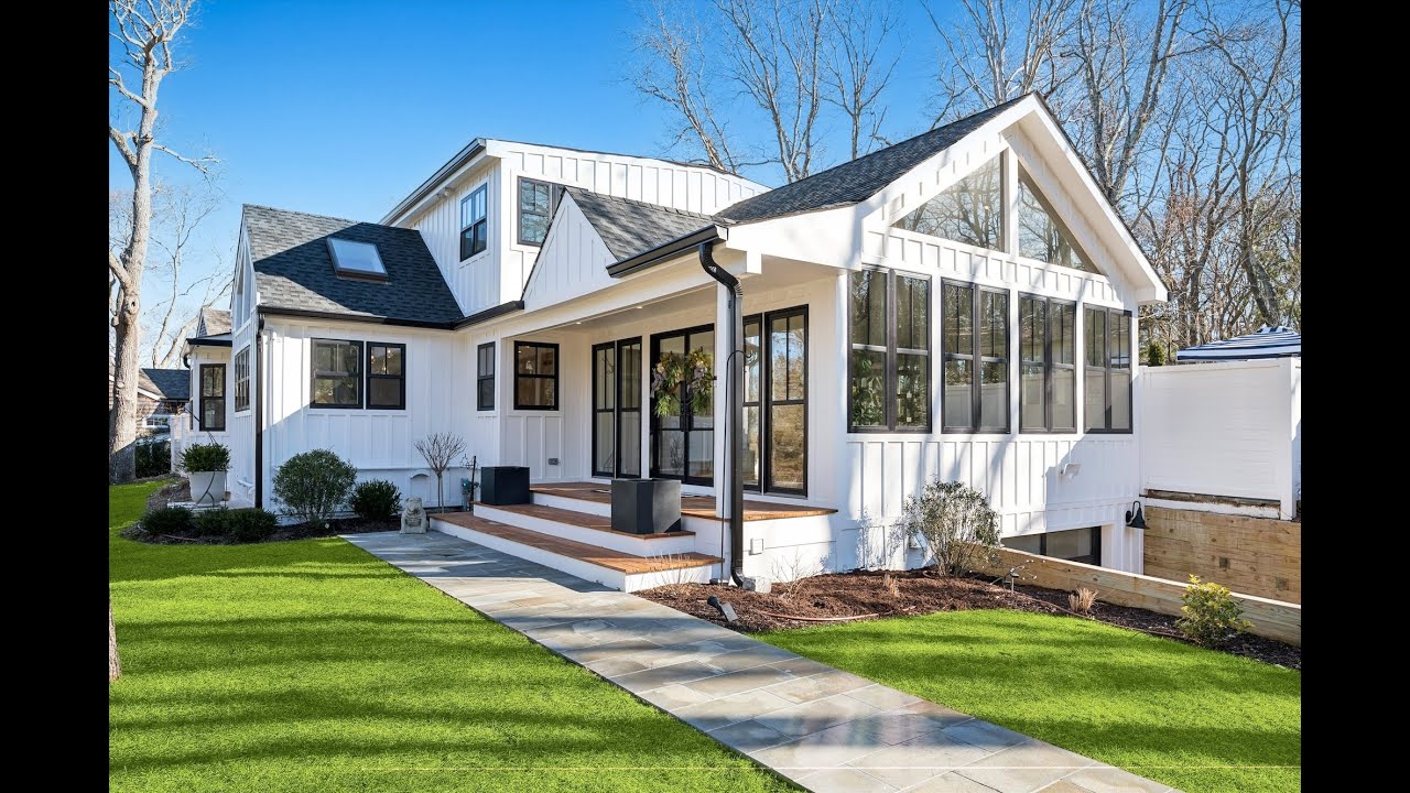 Video Tour: 8 Valley Rd,Sag Harbor