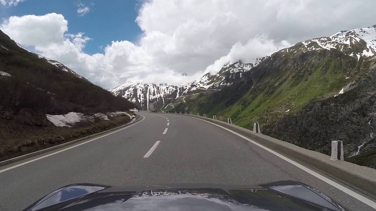 Maserati Granturismo on Furkapass