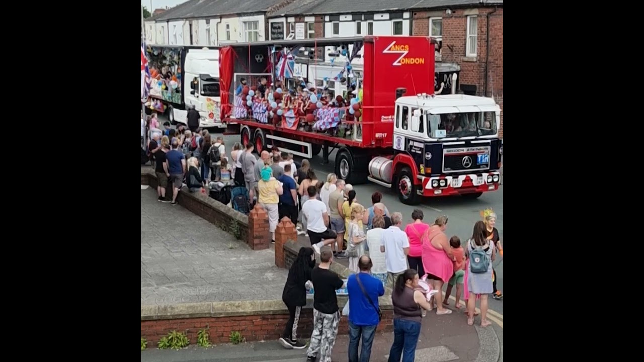 Leyland Festival Parade 2023 Hough Lane