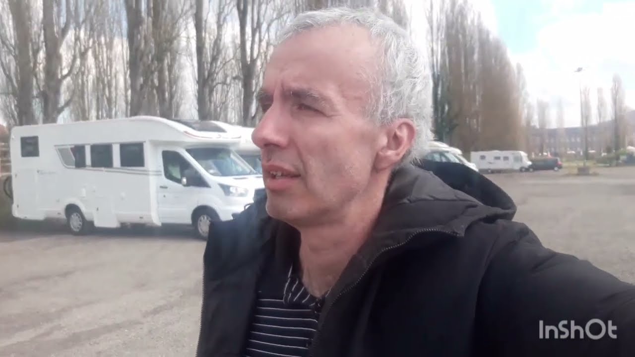 L AIRE DE CAMPING CAR DE LA VILLE DE SAVERNE EN ALSACE (GRAND EST)