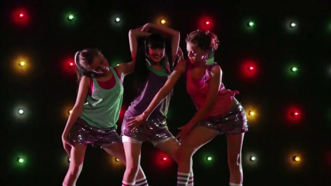 A Gurls Wurld (Emmas Chatroom) full dance- Go