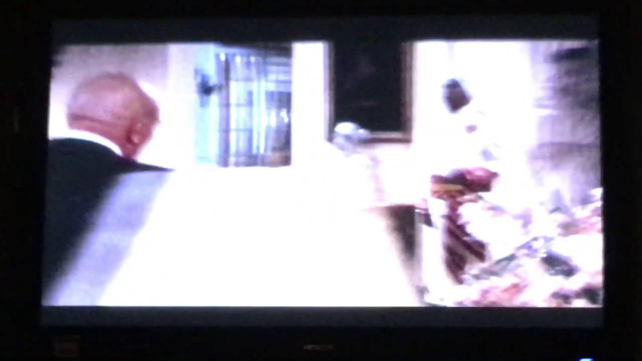Annie breaks Mr.Warbucks leg