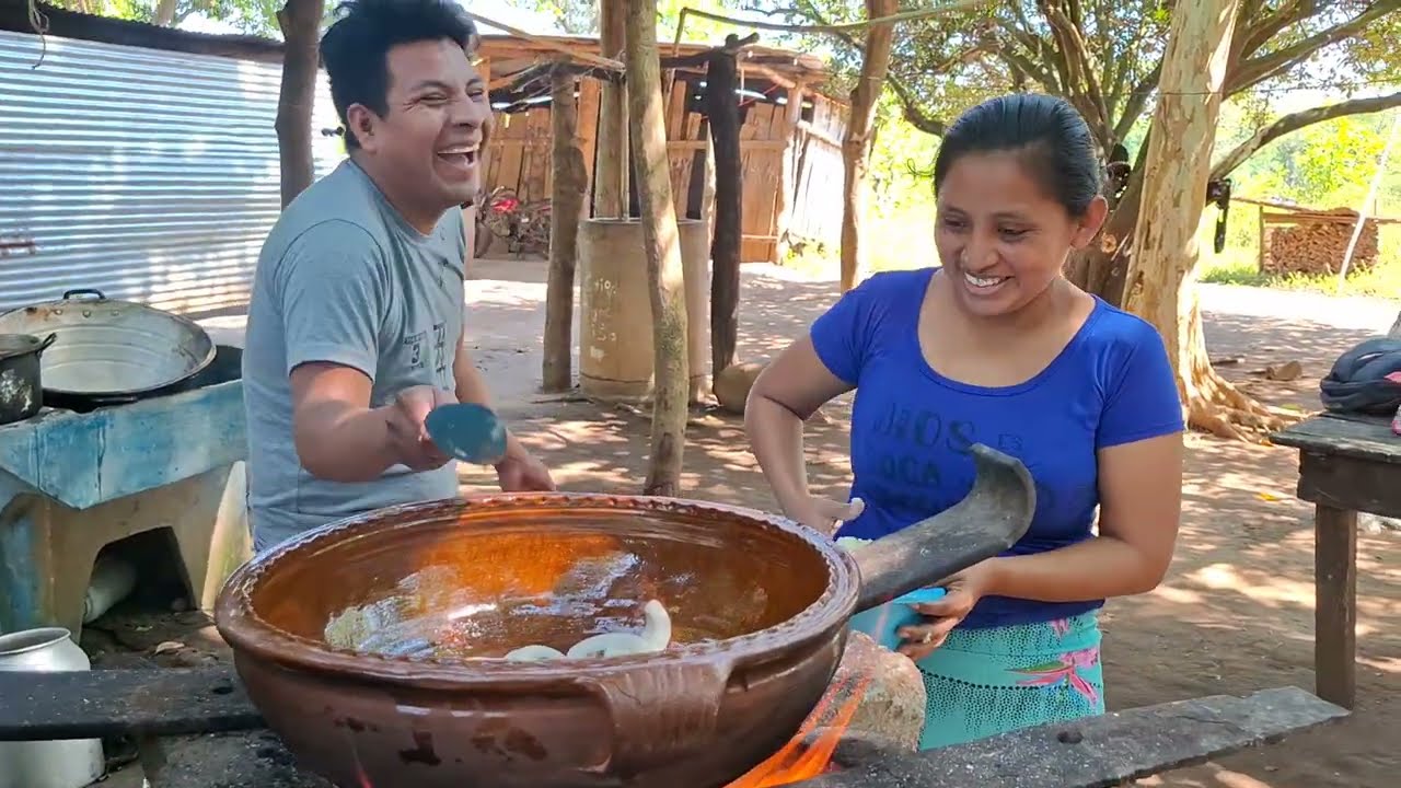 ❤️Andres ayuda a Marisol A Cosinar😊Unos delicioso Tacos😋Mexicanos