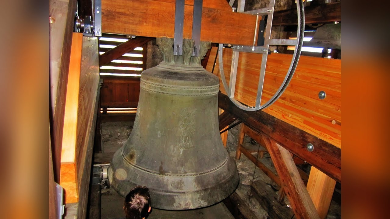Thaur (Ö- Tirol) Die Glocken der Pfarrkirche Mariä Himmelfahrt