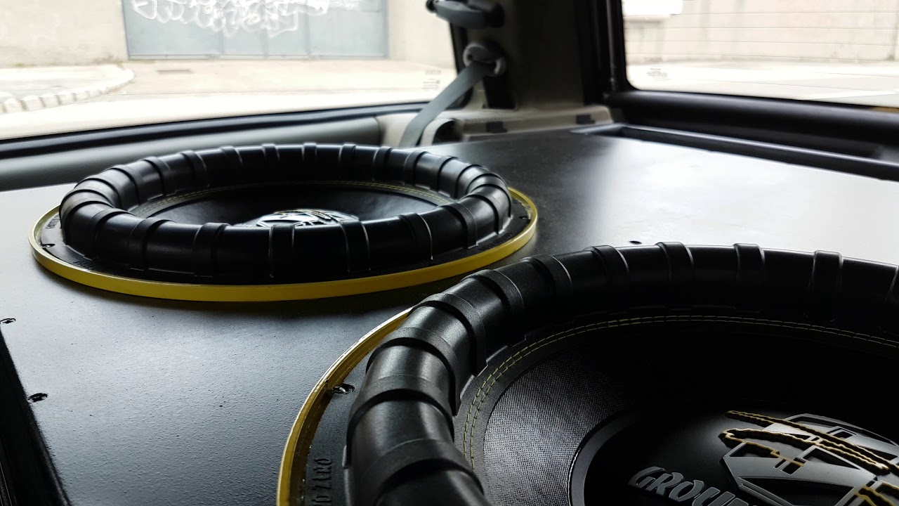 2 Ground Zero GZNW 15 X-Flex (2 15s 153.4 dB - 37 hz) Sean P - Be like me