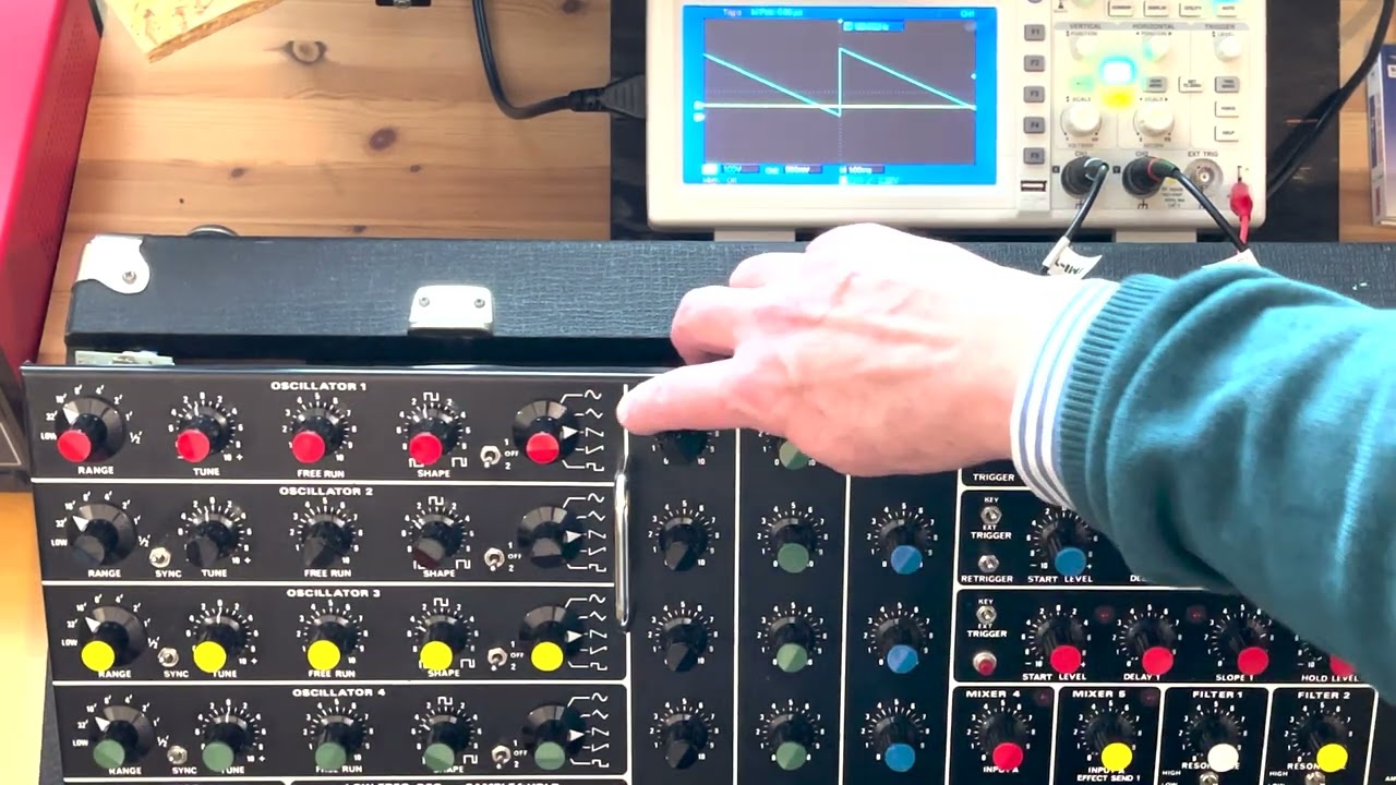 Maplin 04 oscillators