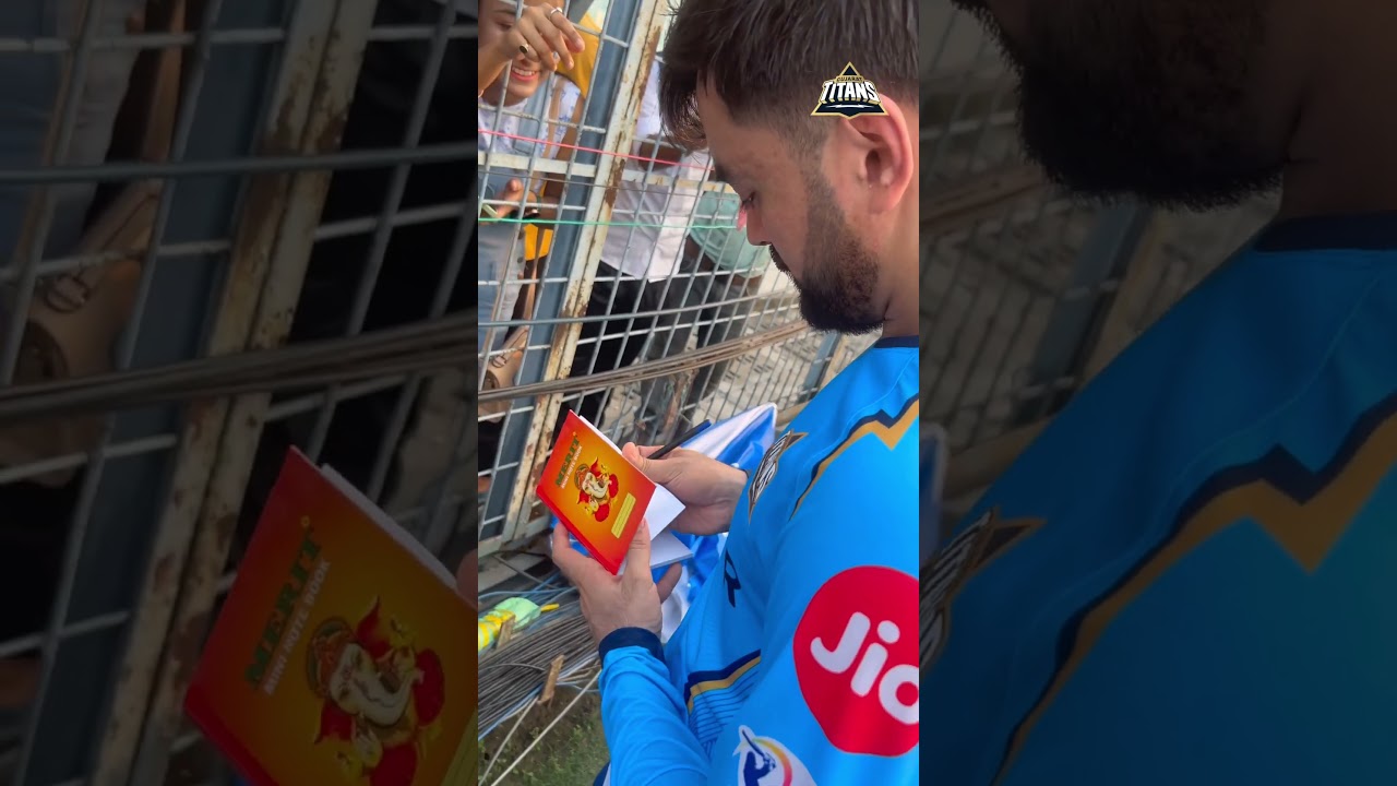 Rashid Khan meets #TitansFAM in Kolkata!