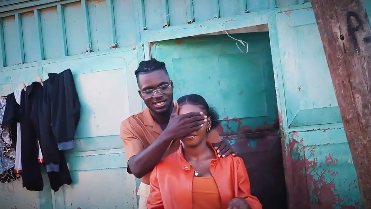 Videoclipe dá música põe mais sal! Já está disponível 😉🔥🔥🔥🔥🔥 ......