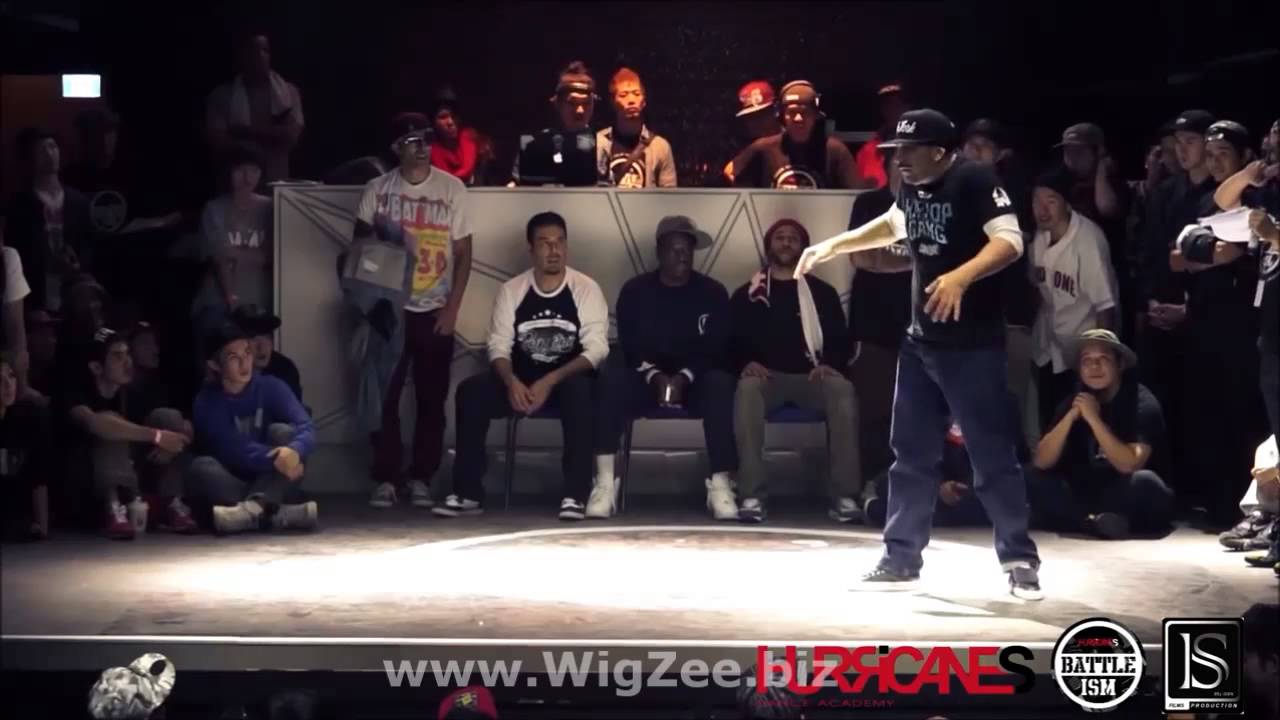 MR WIGGLES POPPIN SOLO | BATTLE-ISM 2013 TAIWAN