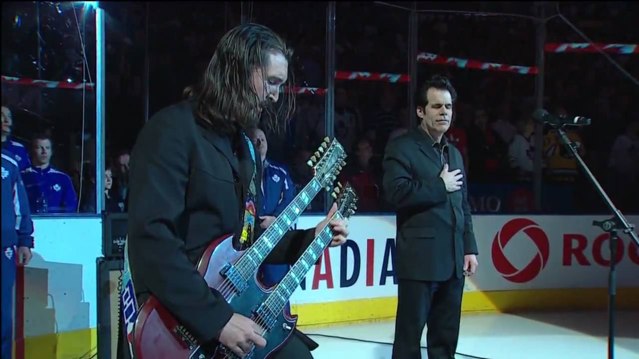 Kelly Hoppe and Gordie Johnson of Big Sugar Perform 