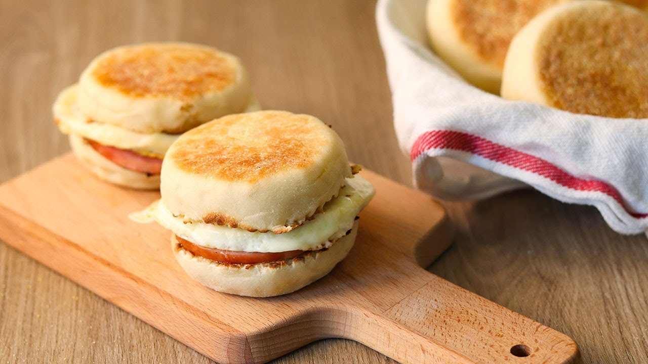 英式马芬 麦当劳麦满分的面包 做成三明治 早餐的不二之选 English Muffin