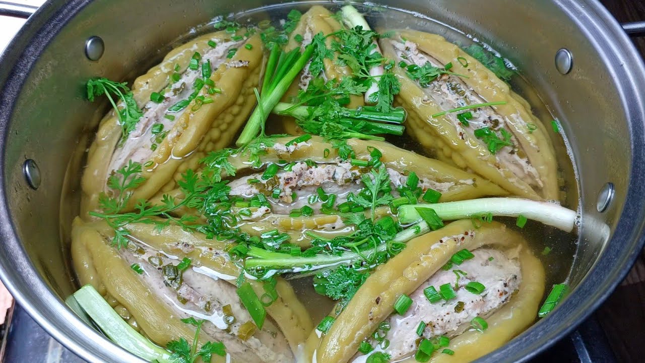 CANH KHỔ QUA HẦM cách làm canh khổ qua nhồi cá thác lác- canh khổ qua nhồi thịt  canh ngon ngày tết