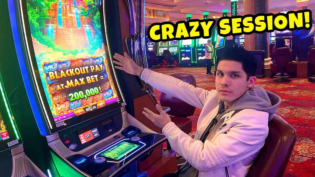 Chasing Jackpots All Night at The South Point Casino IN LAS VEGAS!