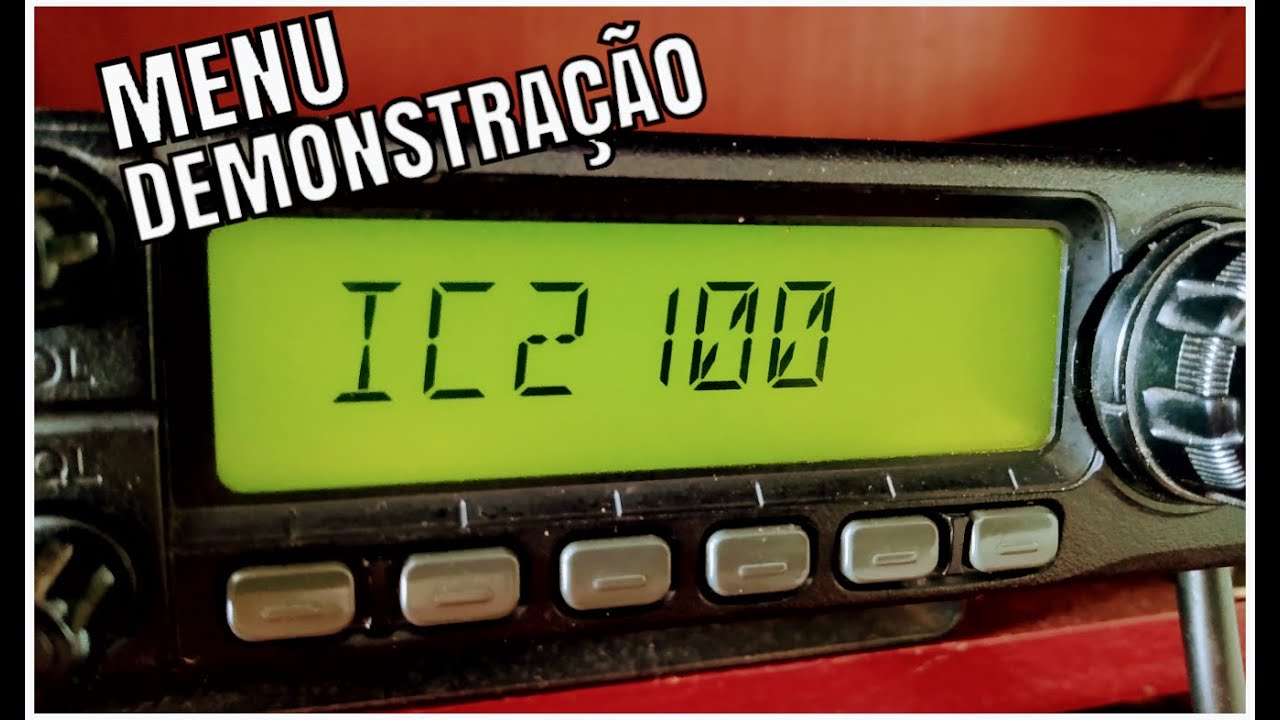 Icom ic2100 vhf em modo demo display.