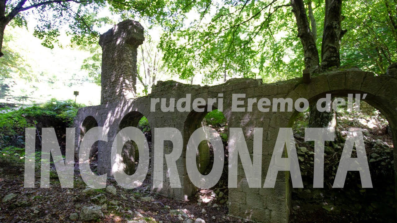 I ruderi del monastero dell’Incoronata di Sant’Angelo a Scala in Irpinia.